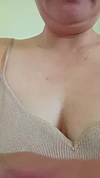 xLadyScarlettx online show from 20, 5, 2026