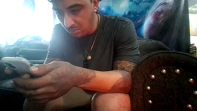 Antoniothedon online show from 17, 5, 2026