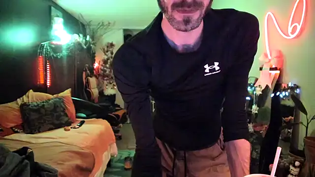 Snapshot of leatherz69 chatting on 3, 12, 2024 leatherz69 online show from 3, 12, 2024