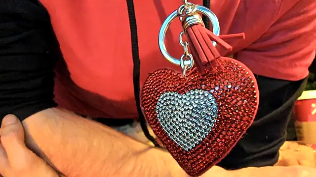 Snapshot of leatherz69 chatting on 14, 2, 2025 leatherz69 online show from 14, 2, 2025