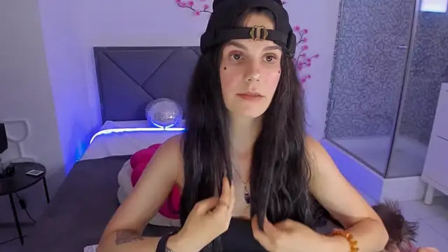 CassieEvans online show from 14, 7, 2026