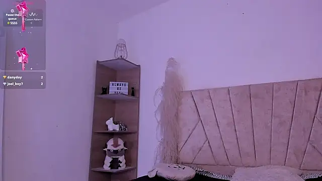 Kaela18 online show from 2, 12, 2024