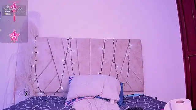 Kaela18 online show from 18, 12, 2024