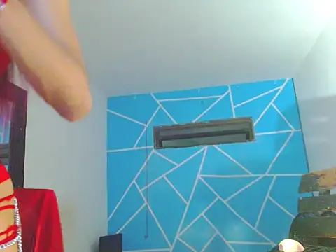 Snapshot of aranza_ts chatting on 6, 2, 2026 aranza ts online show from 6, 2, 2026