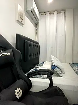 Belissa miller online show from 5, 11, 2025