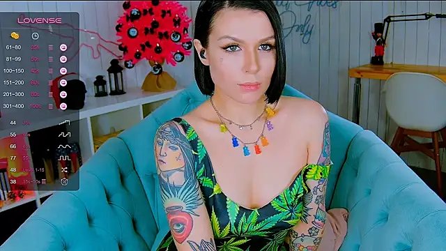 My toys pink online show from 12, 12, 2024