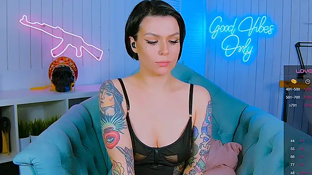 My toys pink online show from 13, 3, 2025