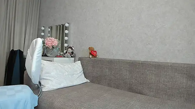 angelica marquise online show from 17, 12, 2025