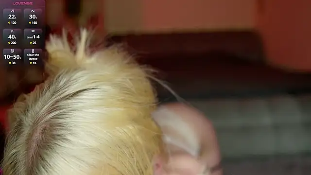 blondy room online show from 22, 2, 2025