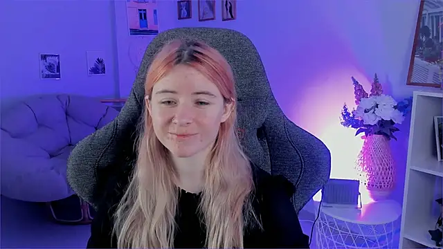 LexiWenford online show from 12, 12, 2024