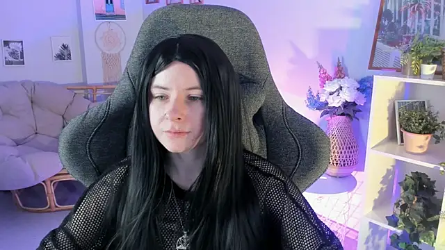 LexiWenford online show from 18, 12, 2024