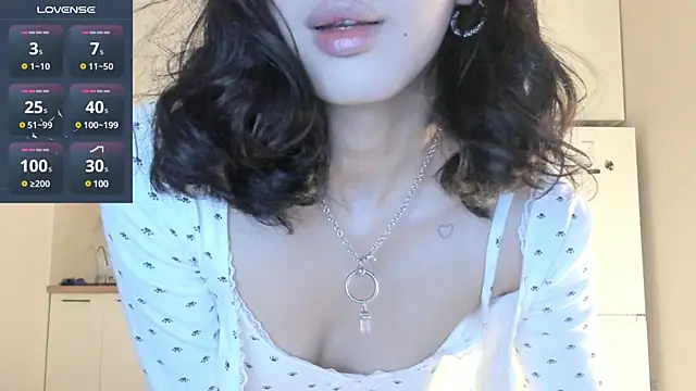 Snapshot of fairy_di chatting on 8, 2, 2025 fairy di online show from 8, 2, 2025