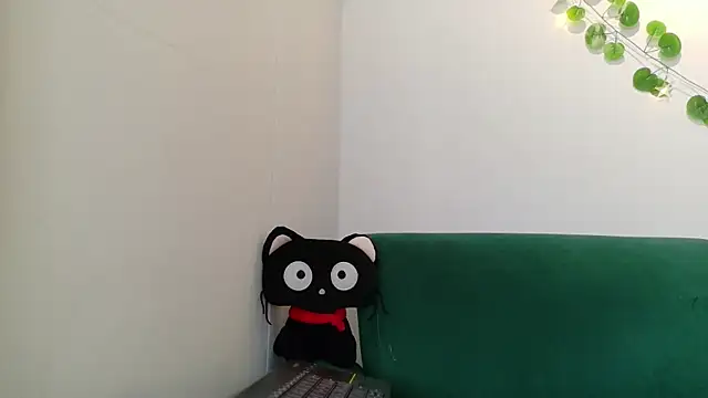 Snapshot of kittyzenn chatting on 15, 6, 2026 kittyzenn online show from 15, 6, 2026