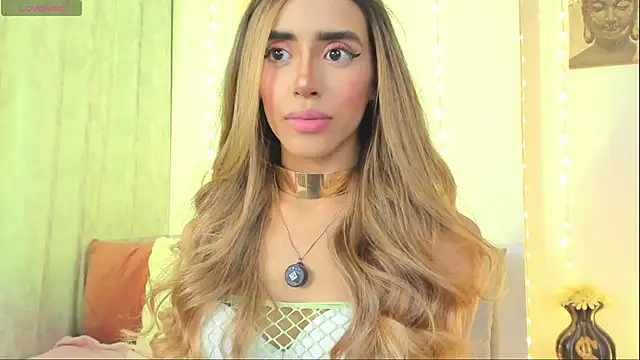 StormiRusso online show from 20, 11, 2025