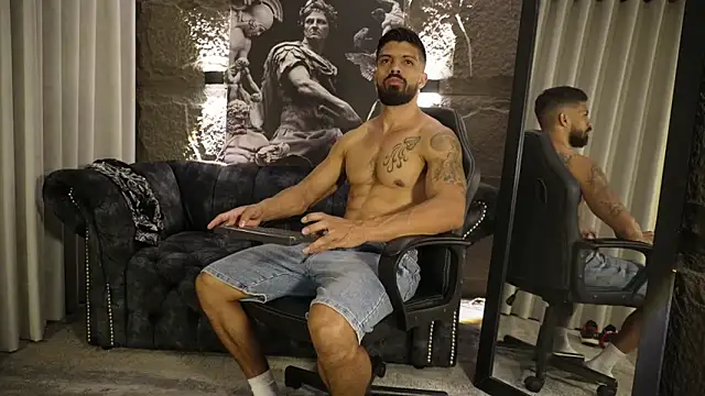 Snapshot of DannSaenz chatting on 12, 2, 2026 DannSaenz online show from 12, 2, 2026