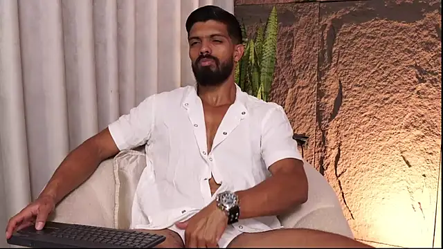 Snapshot of DannSaenz chatting on 2, 4, 2026 DannSaenz online show from 2, 4, 2026