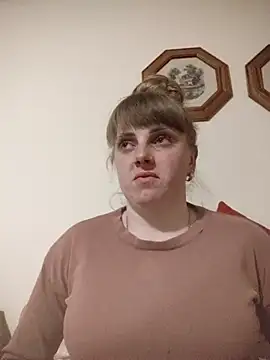 CoddessCrystal online show from 12, 4, 2026