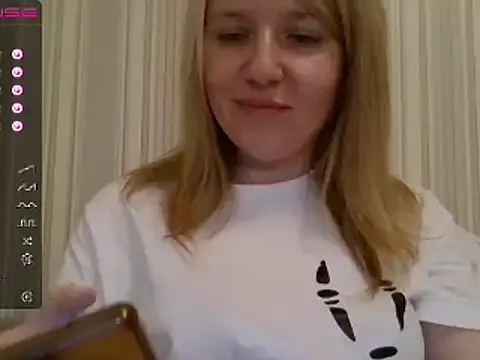 urbadkitty online show from 24, 12, 2024