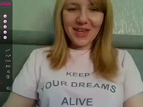 urbadkitty online show from 22, 1, 2025