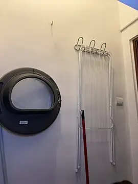 cara mella online show from 16, 12, 2024