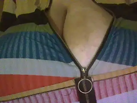 Snapshot of RoxiRedXXX chatting on 24, 2, 2025 RoxiRedXXX online show from 24, 2, 2025