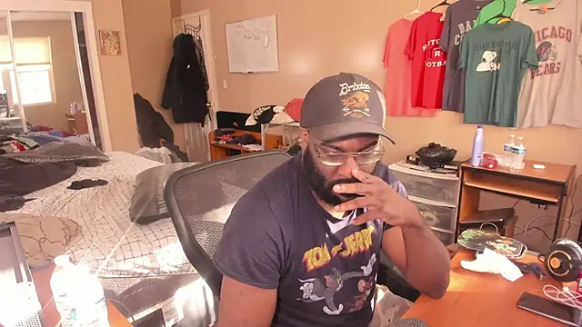 MrChuckDailyXXX online show from 23, 10, 2025