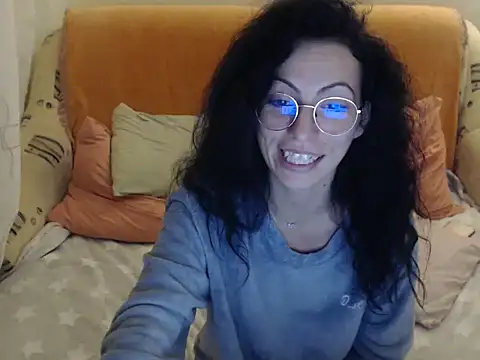 Emmatoo online show from 7, 11, 2025