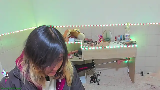 linnie  online show from 18, 9, 2025