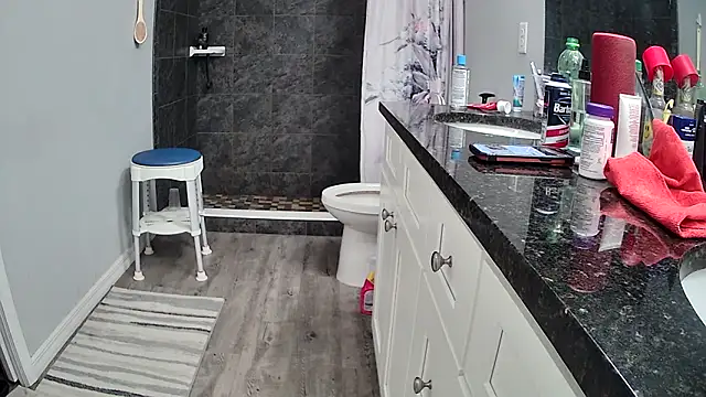 Snapshot of lou63ponce chatting on 11, 9, 2025 lou63ponce online show from 11, 9, 2025