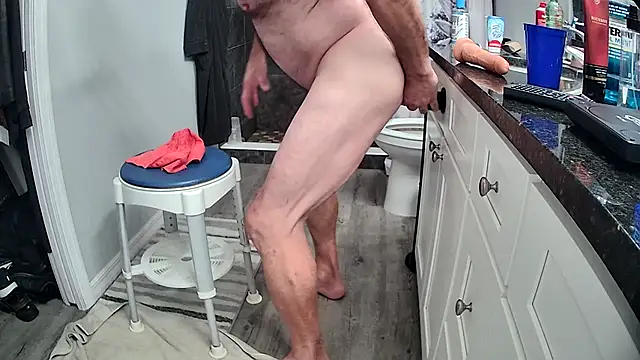 Snapshot of lou63ponce chatting on 6, 10, 2025 lou63ponce online show from 6, 10, 2025