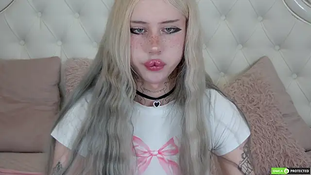 Joy Barker online show from 6, 11, 2025