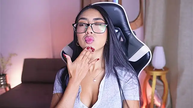 Sara albrecht online show from 6, 1, 2025