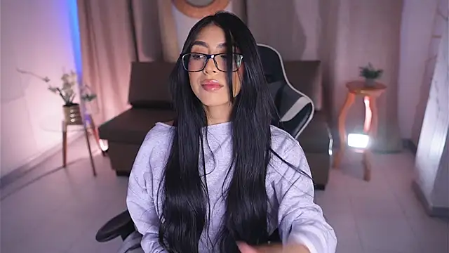 Sara albrecht online show from 3, 3, 2025