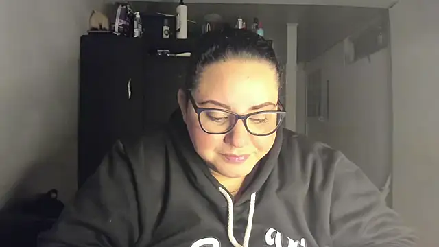 tetasgrandes karol online show from 9, 9, 2025