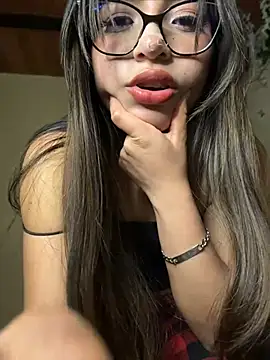 Lily candy X online show from 6, 6, 2026