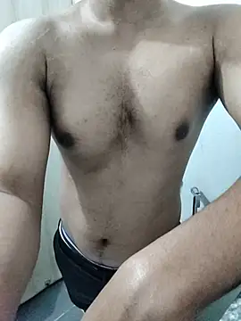 hottboy 39 online show from 25, 2, 2026