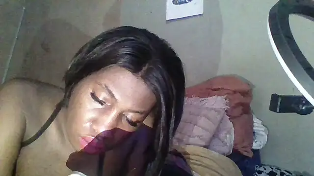 Moorella1 online show from 22, 9, 2025