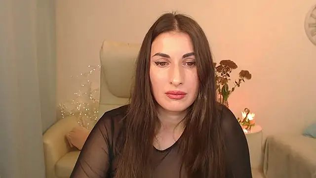 MaryMalory11 online show from 2, 11, 2025