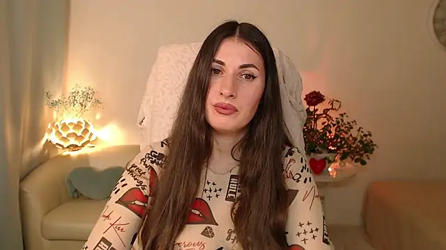 MaryMalory11 online show from 7, 4, 2026