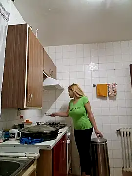 lamorbosa37 online show from 8, 1, 2025