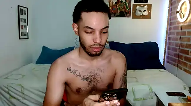 Snapshot of colinbrown chatting on 12, 2, 2025 colinbrown online show from 12, 2, 2025