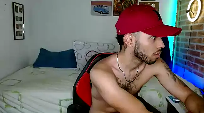 Snapshot of colinbrown chatting on 13, 2, 2025 colinbrown online show from 13, 2, 2025
