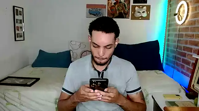 Snapshot of colinbrown chatting on 14, 2, 2025 colinbrown online show from 14, 2, 2025