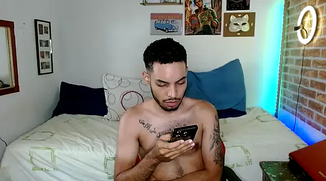 Snapshot of colinbrown chatting on 26, 2, 2025 colinbrown online show from 26, 2, 2025