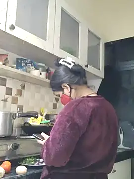 IND COUPLE1 online show from 14, 12, 2024