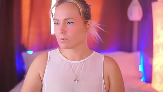 Charming Daphny online show from 14, 9, 2025