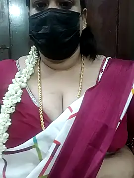 Snapshot of ashikaa_r chatting on 22, 1, 2025 ashikaa r online show from 22, 1, 2025