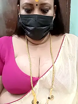 Snapshot of ashikaa_r chatting on 11, 2, 2025 ashikaa r online show from 11, 2, 2025