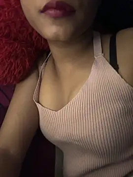 Snapshot of Hot_Goldengirl chatting on 10, 10, 2025 Hot Goldengirl online show from 10, 10, 2025