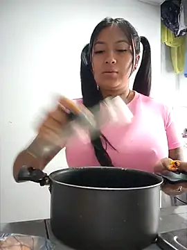 luisa16xxx online show from 11, 10, 2025